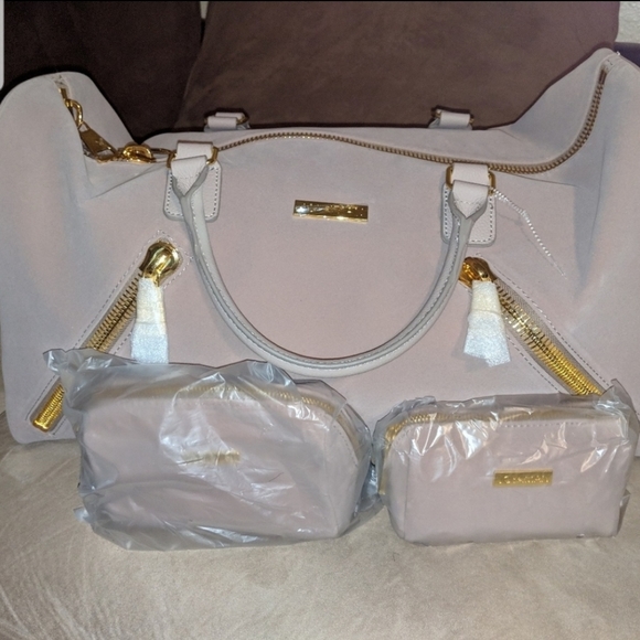 Joy and Iman Luxe Velvet and Leather duffle w/RFID - Picture 6 of 8